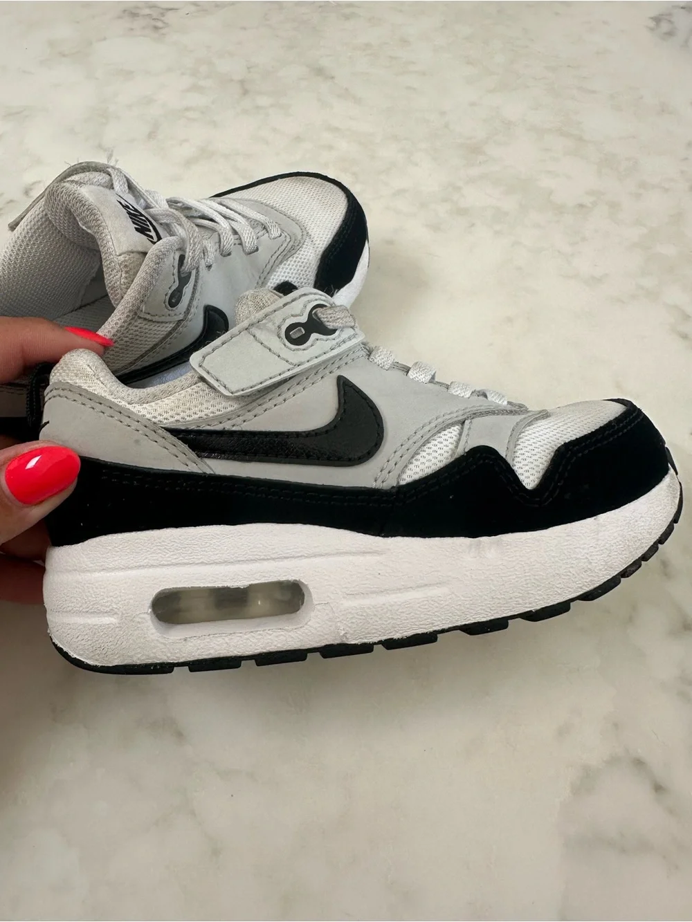 Nike kids air